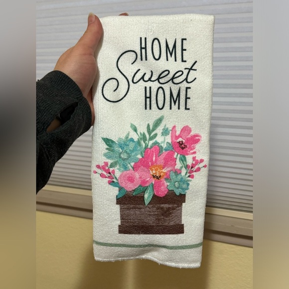 Home Sweet Home Kitchen Towel and B Initial Garden Flag Welcome NWOT - Picture 3 of 9